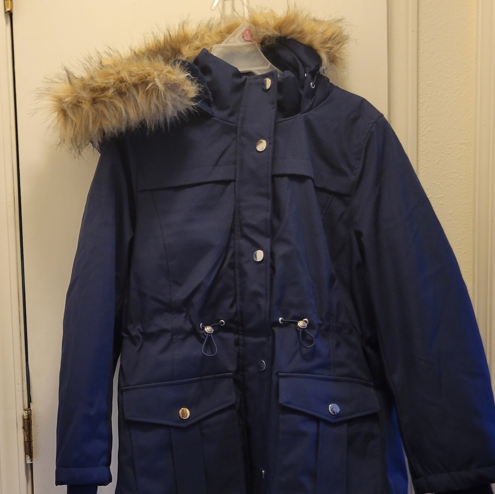 NWT TimeTru Navy Parka w/removable Fur trim. Water Resistant SIZE Small